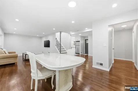 455 Hoffman Avenue New Milford NJ 07646