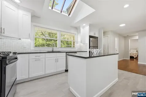 455 Hoffman Avenue New Milford NJ 07646