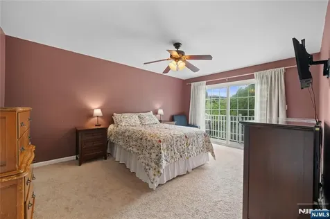 214 Riverwalk Way Clifton NJ 07014