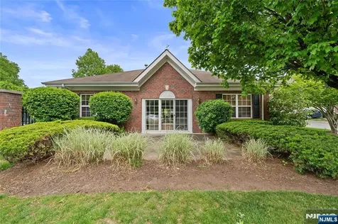 214 Riverwalk Way Clifton NJ 07014
