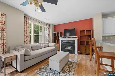 214 Riverwalk Way Clifton NJ 07014