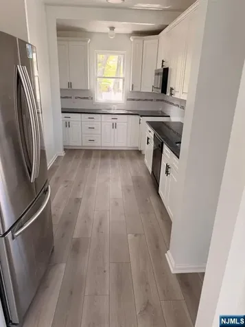 392 14th Avenue Irvington NJ 07111