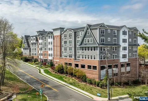 1685 Bergen Boulevard Fort Lee NJ 07024