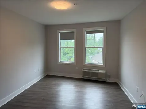 1685 Bergen Boulevard Fort Lee NJ 07024