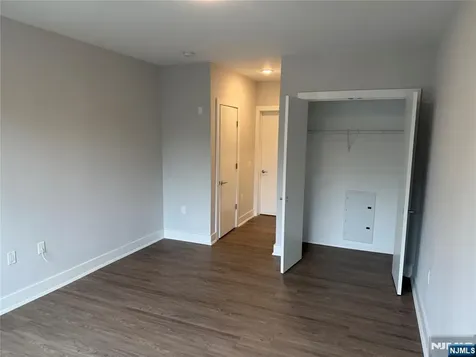 1685 Bergen Boulevard Fort Lee NJ 07024