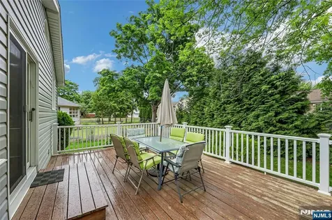 45 Kershner Place Fair Lawn NJ 07410