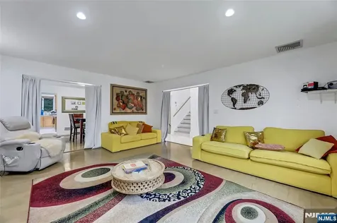45 Kershner Place Fair Lawn NJ 07410