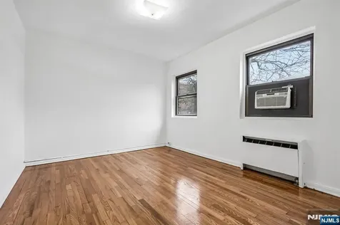3060 Edwin Avenue Fort Lee NJ 07024