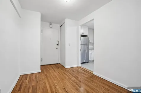 3060 Edwin Avenue Fort Lee NJ 07024