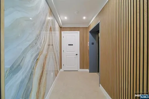 401 E Central Boulevard Palisades Park NJ 07650