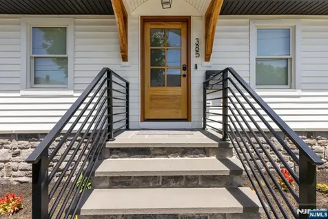 385 Copeland Avenue Lyndhurst NJ 07071