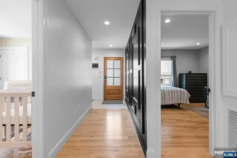 385 Copeland Avenue Lyndhurst NJ 07071