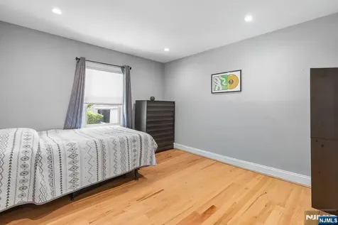 385 Copeland Avenue Lyndhurst NJ 07071