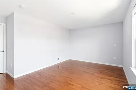 299 N 13th Street Newark NJ 07107