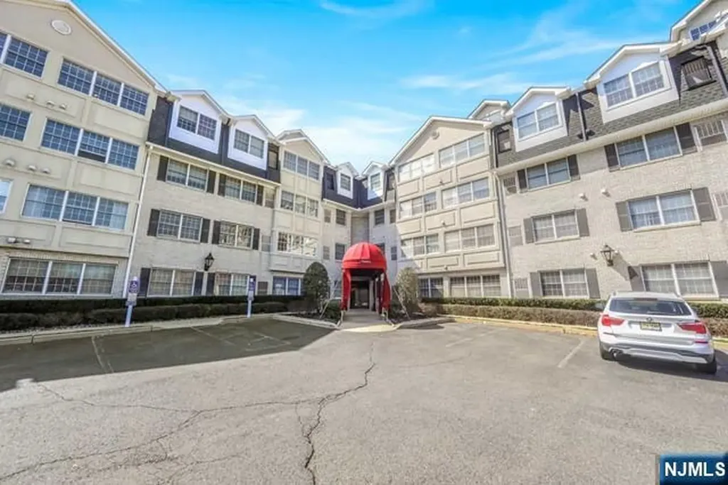 131 Clinton Place Hackensack NJ 07601