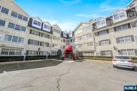 131 Clinton Place Hackensack NJ 07601