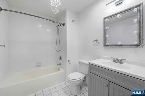 131 Clinton Place Hackensack NJ 07601