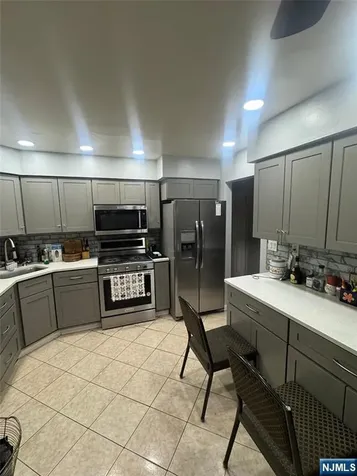 22 Evelyn Court Maplewood NJ 07040