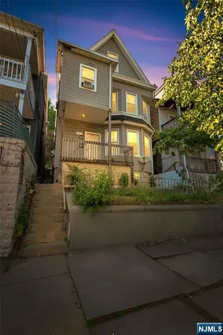 135 N 4th Street Paterson NJ 07522