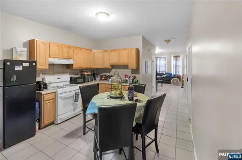 135 N 4th Street Paterson NJ 07522