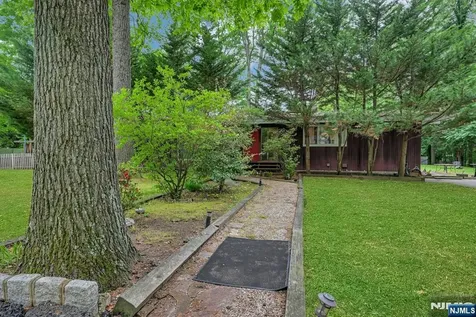 2009 Glen Avenue Twp Of Washington NJ 07676
