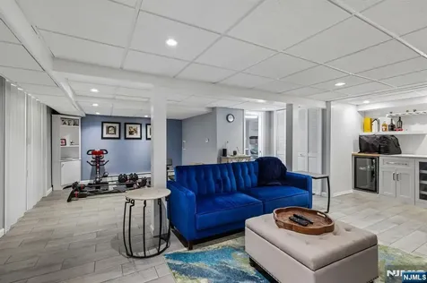 412 Fenlon Boulevard Clifton NJ 07014