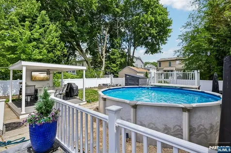 412 Fenlon Boulevard Clifton NJ 07014
