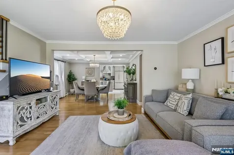 412 Fenlon Boulevard Clifton NJ 07014