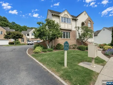 1044 Smith Manor Boulevard West Orange NJ 07052