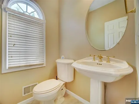 1044 Smith Manor Boulevard West Orange NJ 07052