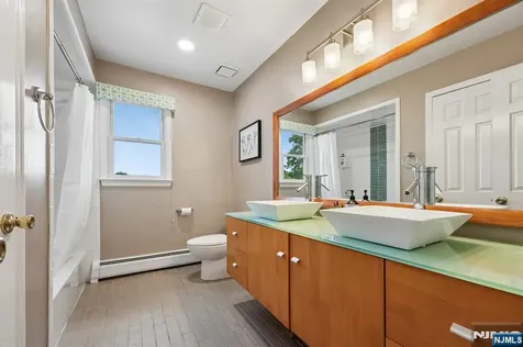61 Howell Drive West Orange NJ 07052