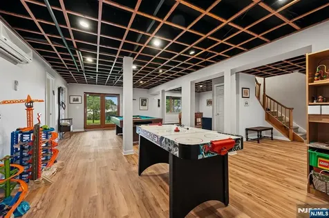 61 Howell Drive West Orange NJ 07052