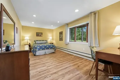 61 Howell Drive West Orange NJ 07052