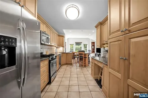 35 Old Orchard Court Cedar Grove NJ 07009