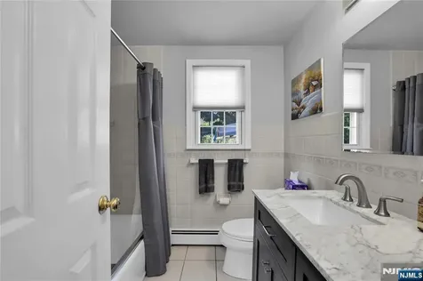 35 Old Orchard Court Cedar Grove NJ 07009