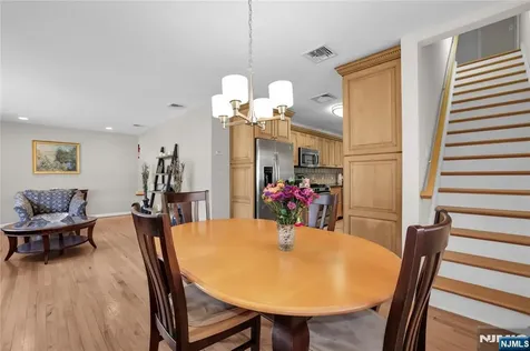 35 Old Orchard Court Cedar Grove NJ 07009