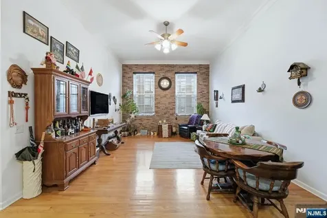 19 Market Paterson NJ 07501