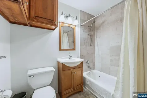 19 Market Paterson NJ 07501
