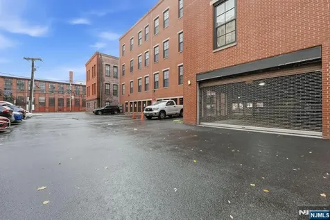 19 Market Paterson NJ 07501