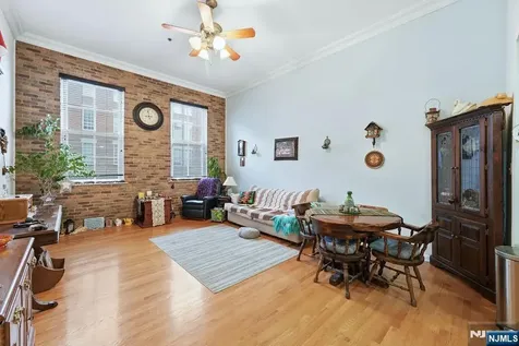 19 Market Paterson NJ 07501