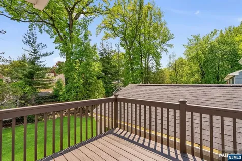 98 Vassar Drive Paramus NJ 07652