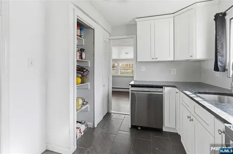 54 Wildwood Road Jefferson Township NJ 07438
