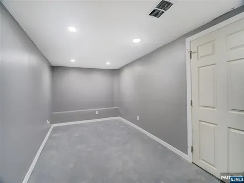 271 Washington Street Orange NJ 07050