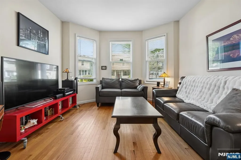 70 Llewellyn Avenue Bloomfield NJ 07003