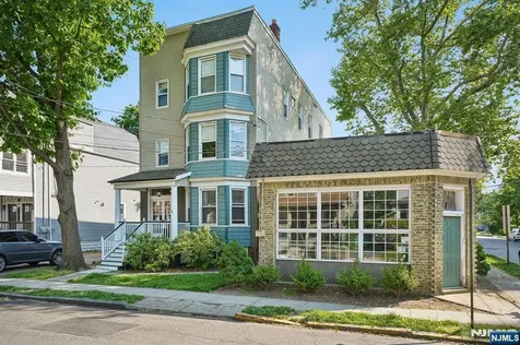 70 Llewellyn Avenue Bloomfield NJ 07003