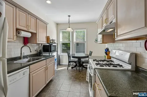 70 Llewellyn Avenue Bloomfield NJ 07003