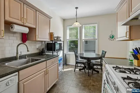 70 Llewellyn Avenue Bloomfield NJ 07003