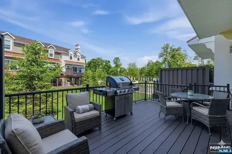 202 Brandon Court Montvale NJ 07645