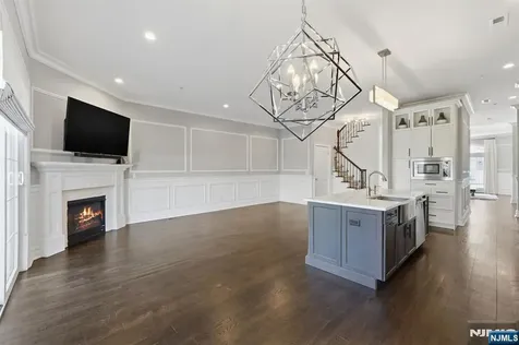202 Brandon Court Montvale NJ 07645