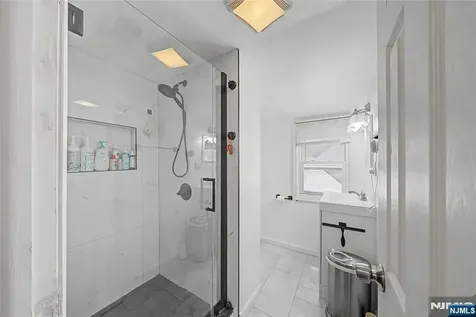 2254 Halsey Street Union NJ 07083